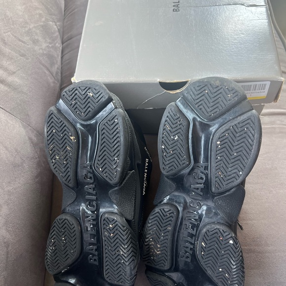 wore them 2x shoes are size 8 but run big like size9-9.5 - Picture 6 of 7